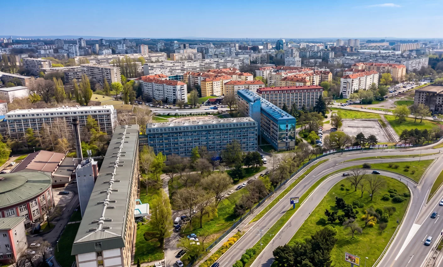 Blok 34, Novi Beograd - tiha zona uz Studentski grad i auto-put: vodič za kupce